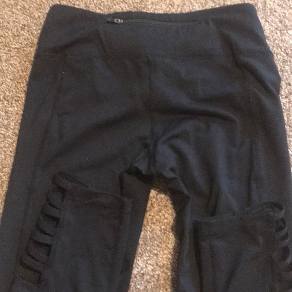 Mono B Cropped yoga pants - Picture 5 of 6